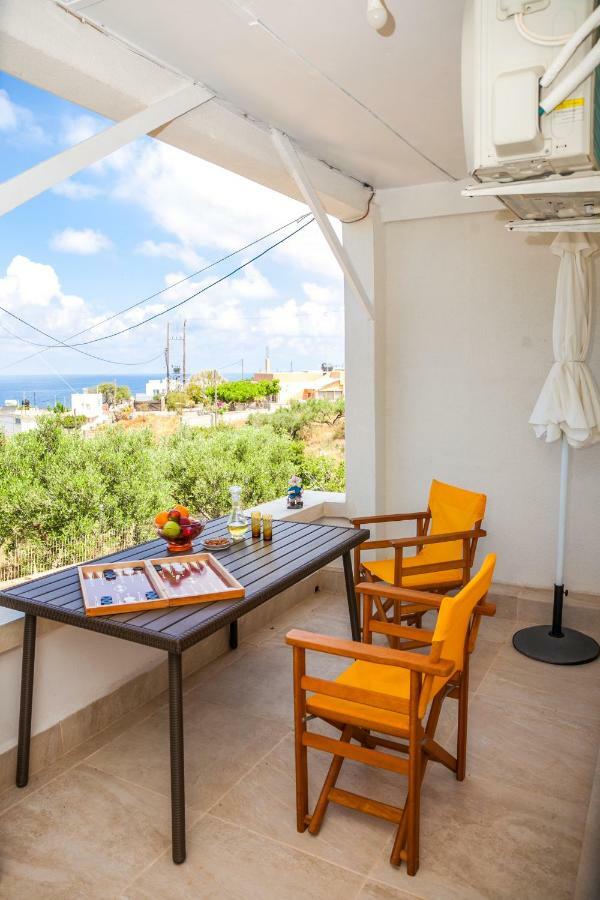 Вилла Tranquility House Livadia  Экстерьер фото